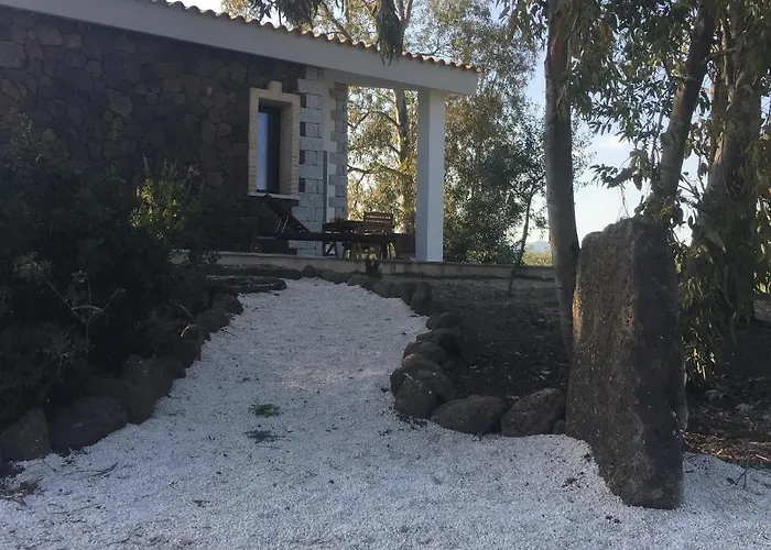Sa Tanca De Su Catreathu Tatil Evi Orosei